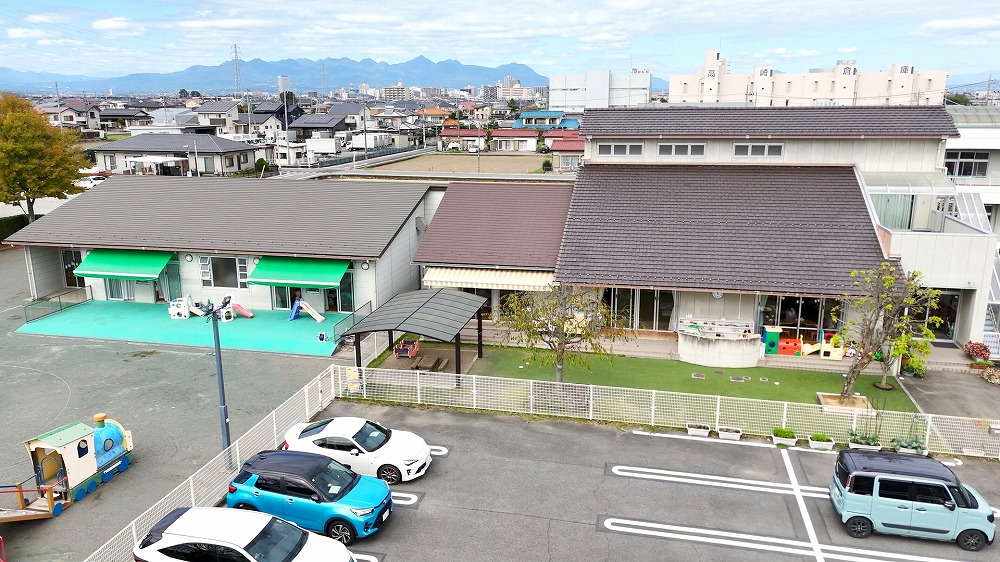 園の外観写真